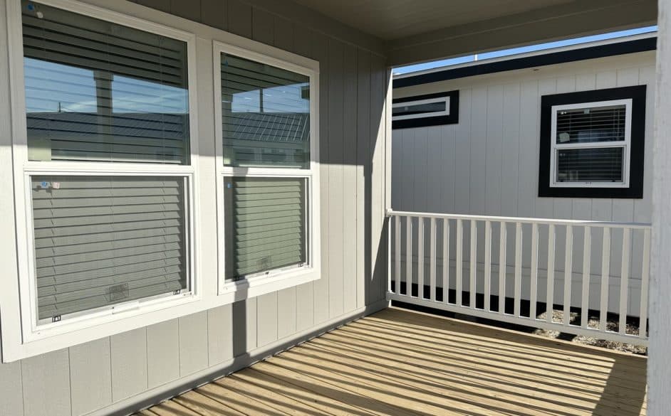 Radiant d46dp8 exterior home features