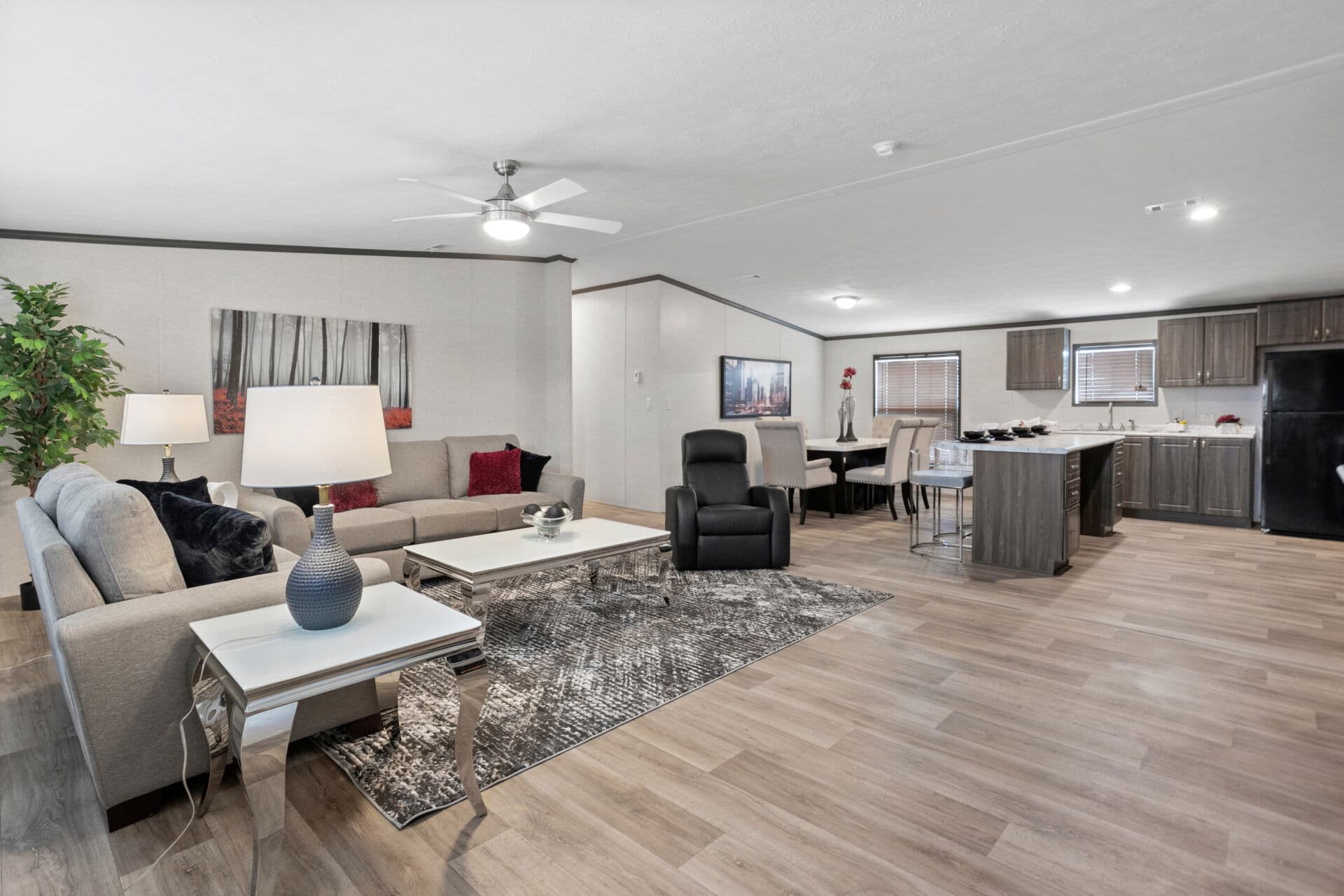 Classic c-3252-32d interior home features