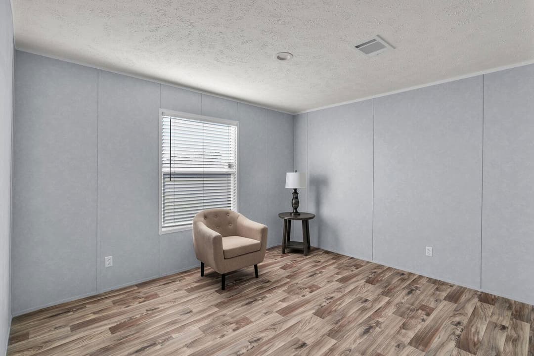 Valu maxx 28483m interior home features