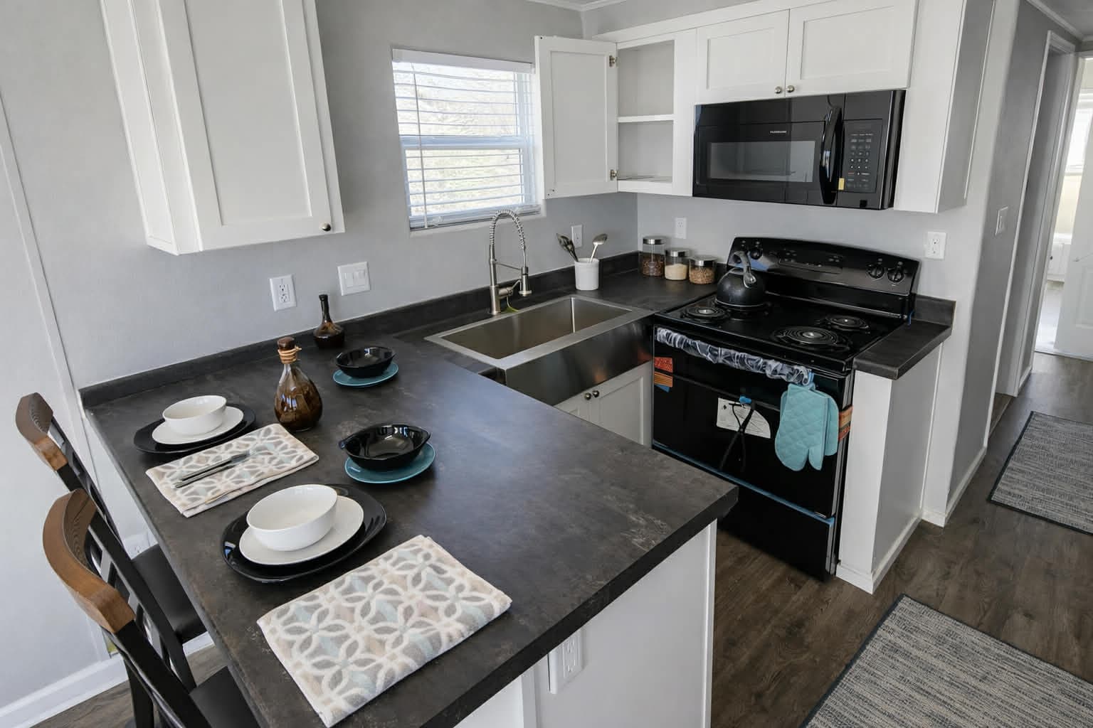 The anderson  home features