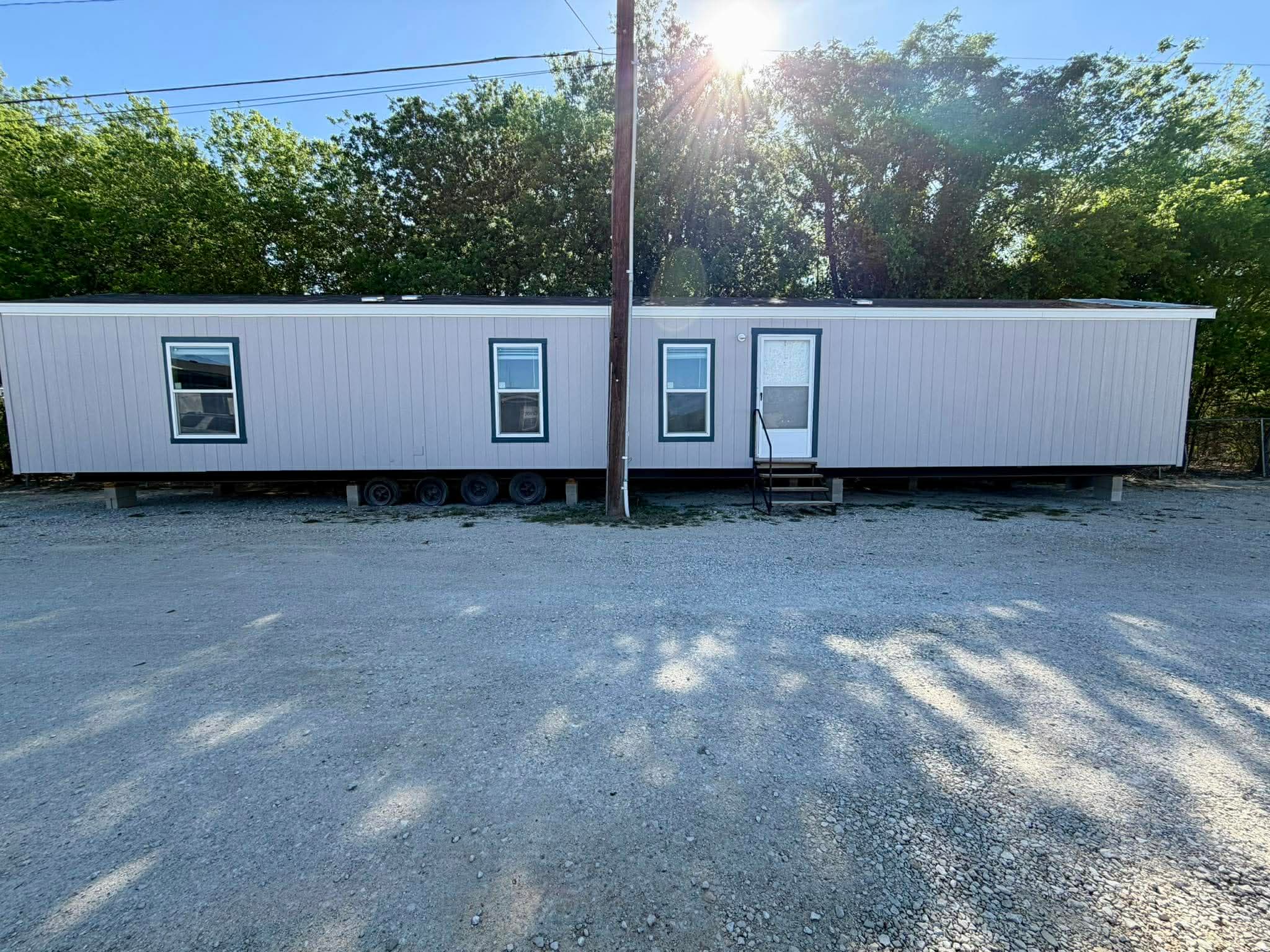 The rockwall hero home features