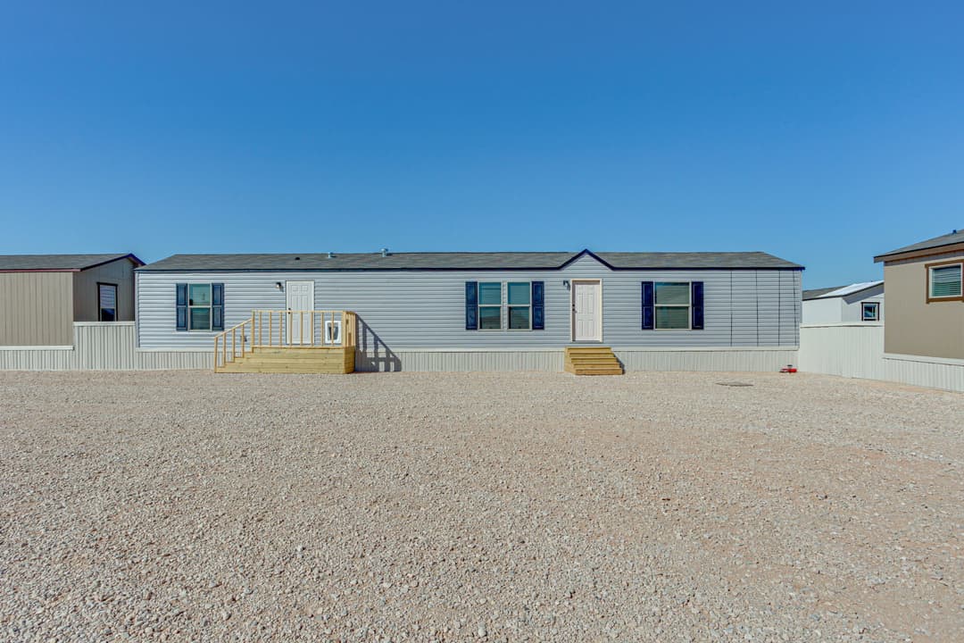Select s-1672-32b elevation and exterior home features