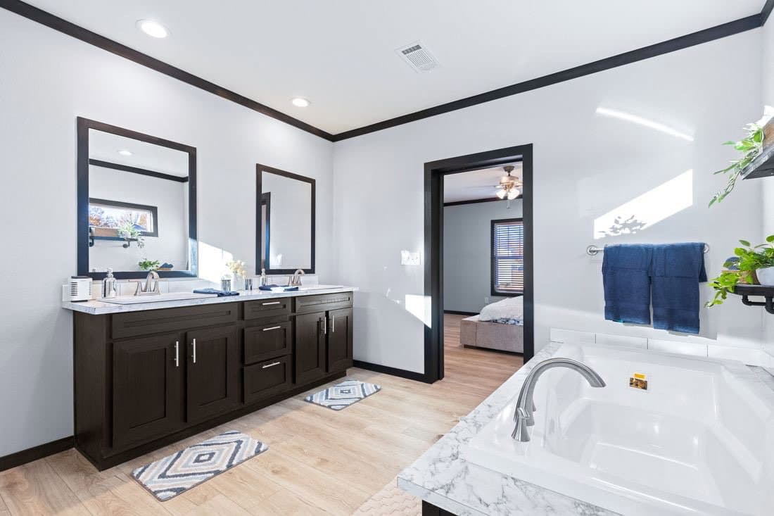 The louis bathroom home features