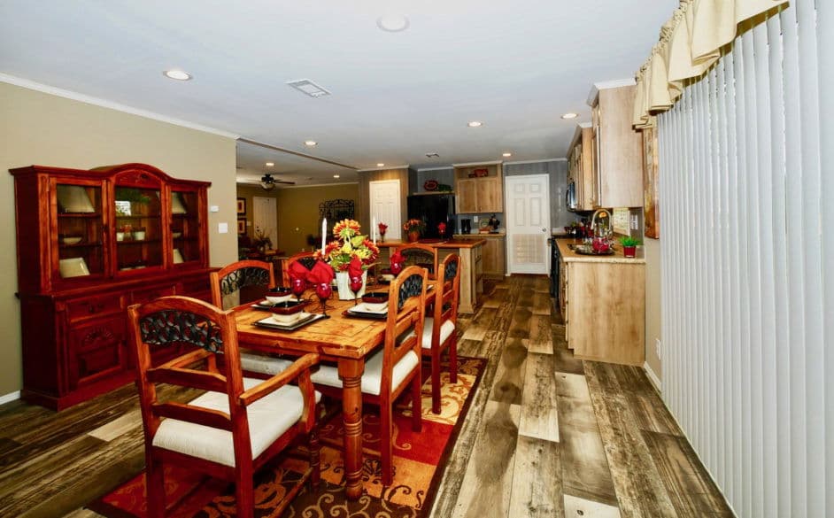 Rifleman 3240 interior home features