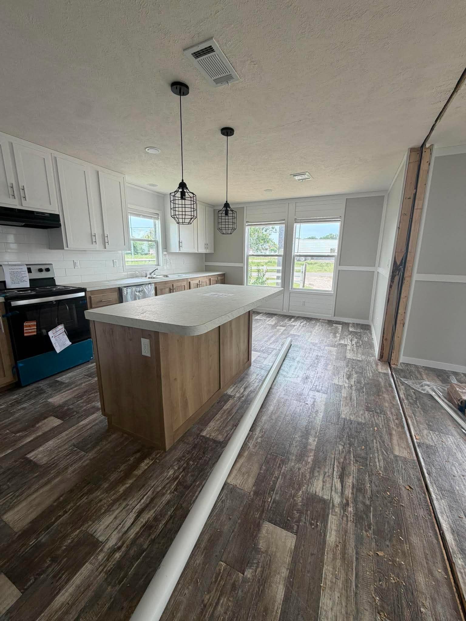 The verde ranch  home features