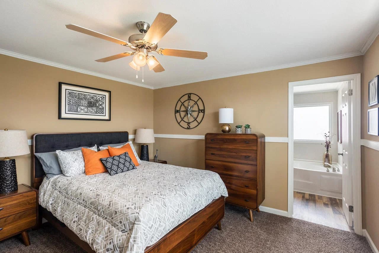 Innovation in2856h32026 bedroom home features