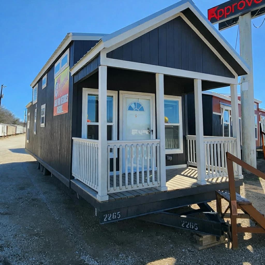 The anderson hero home features