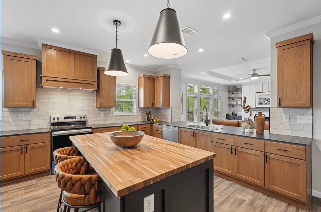 The haven  kitchen home features