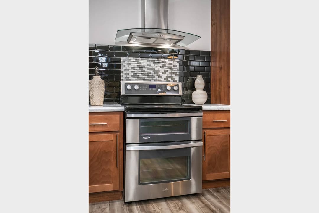 Innovation 3276r kitchen home features