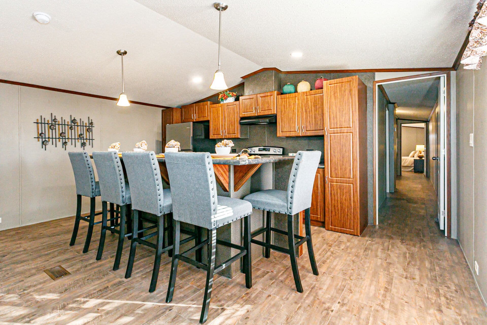 Classic c-1872-32a kitchen home features