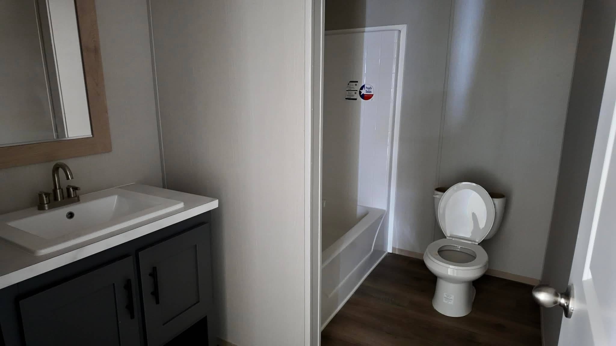 Crockett (hot deal)  home features