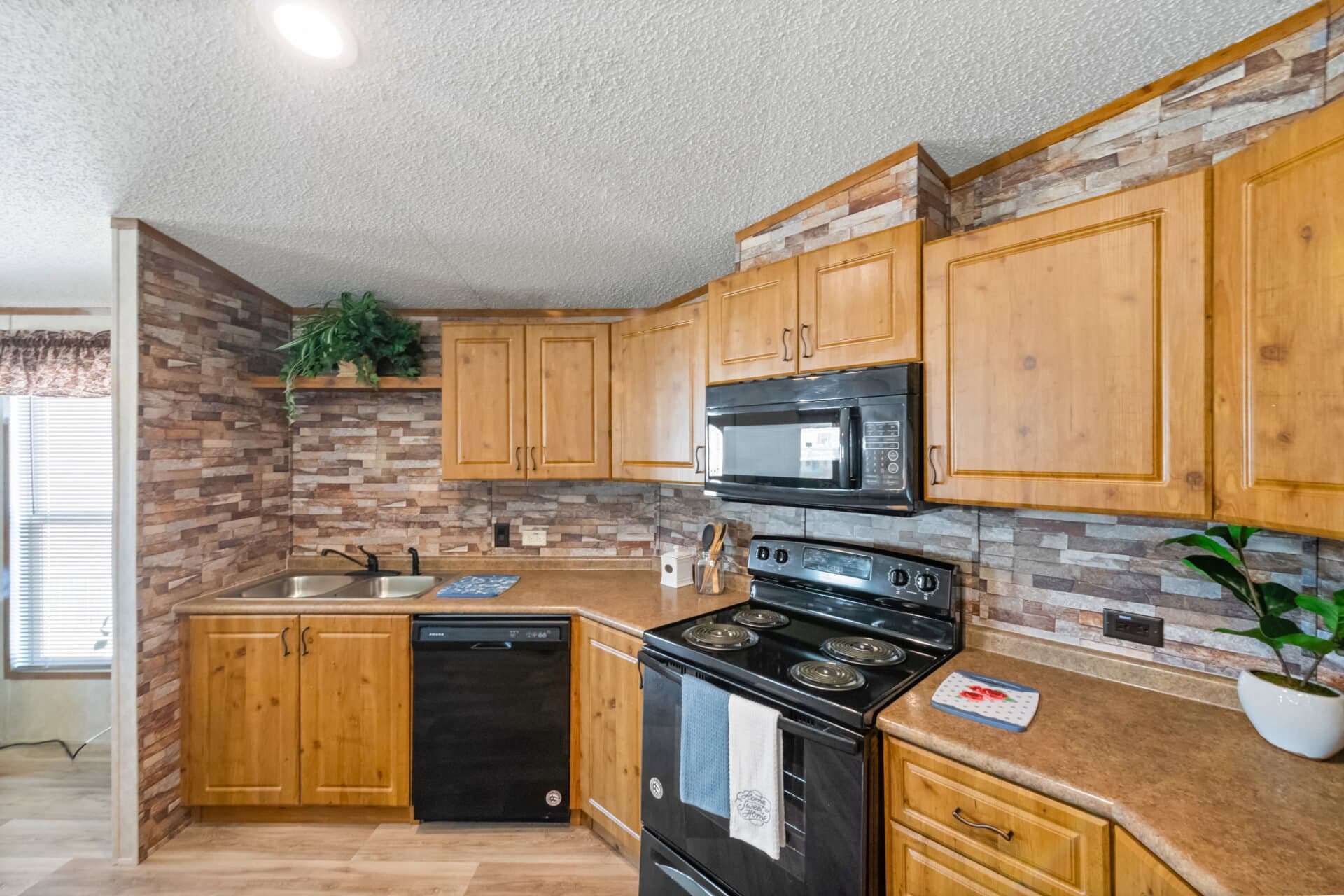 Heritage h-1680-32flp kitchen home features