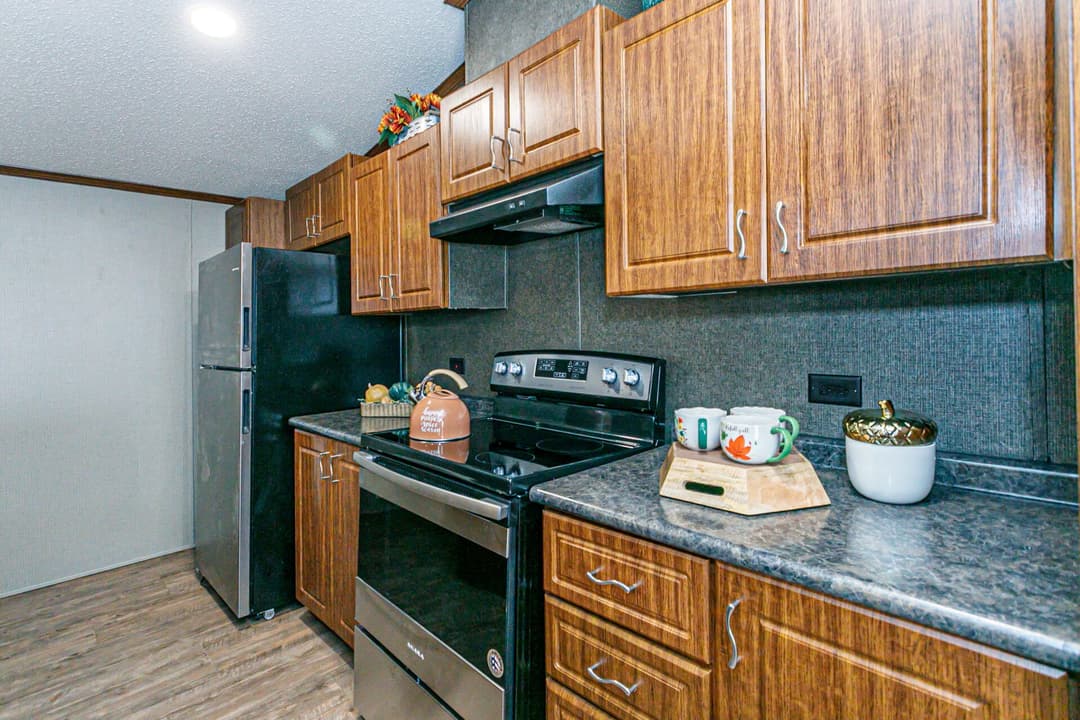 Classic c-1872-32a kitchen home features