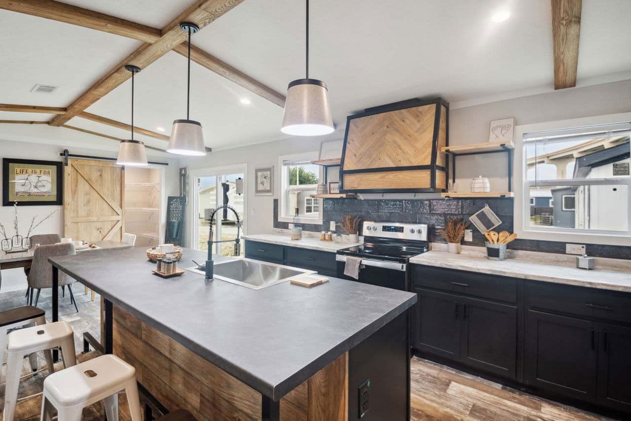 The desire kitchen home features