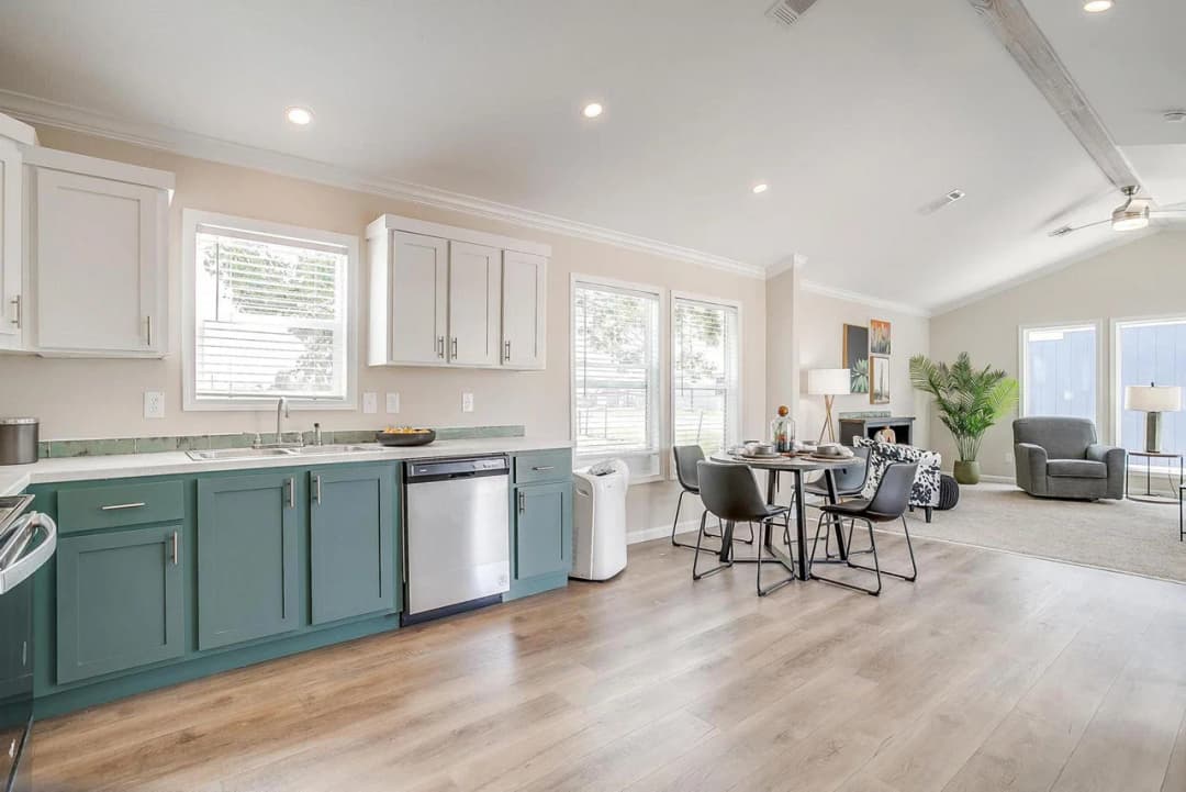 Innovation in1856h11024 kitchen home features