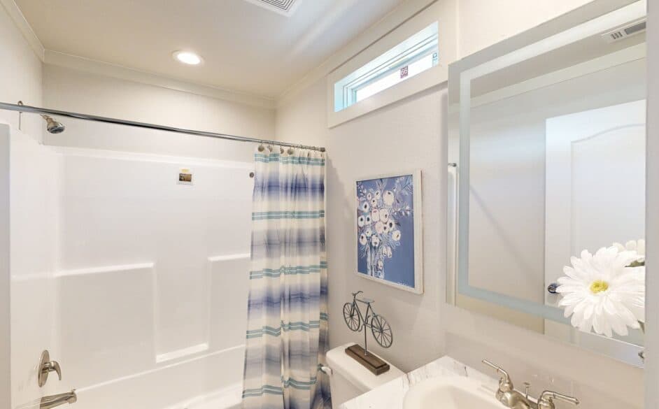 Baguette d62e bathroom home features