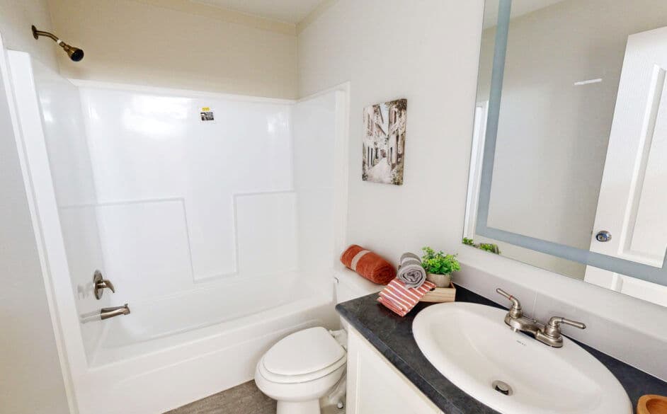 Tiffany j76k bathroom home features