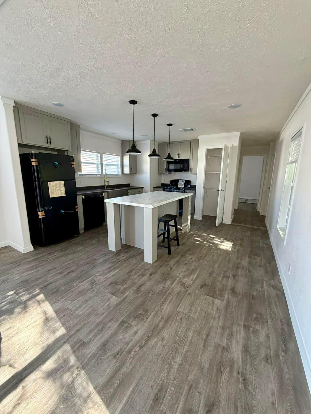 The declaration  kitchen home features