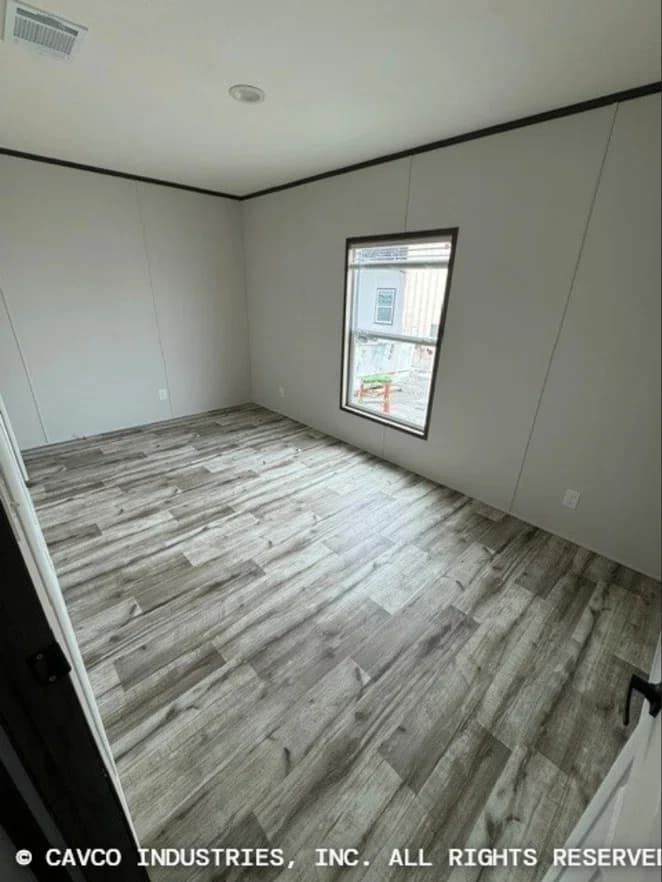 Landmark 16763b bedroom home features