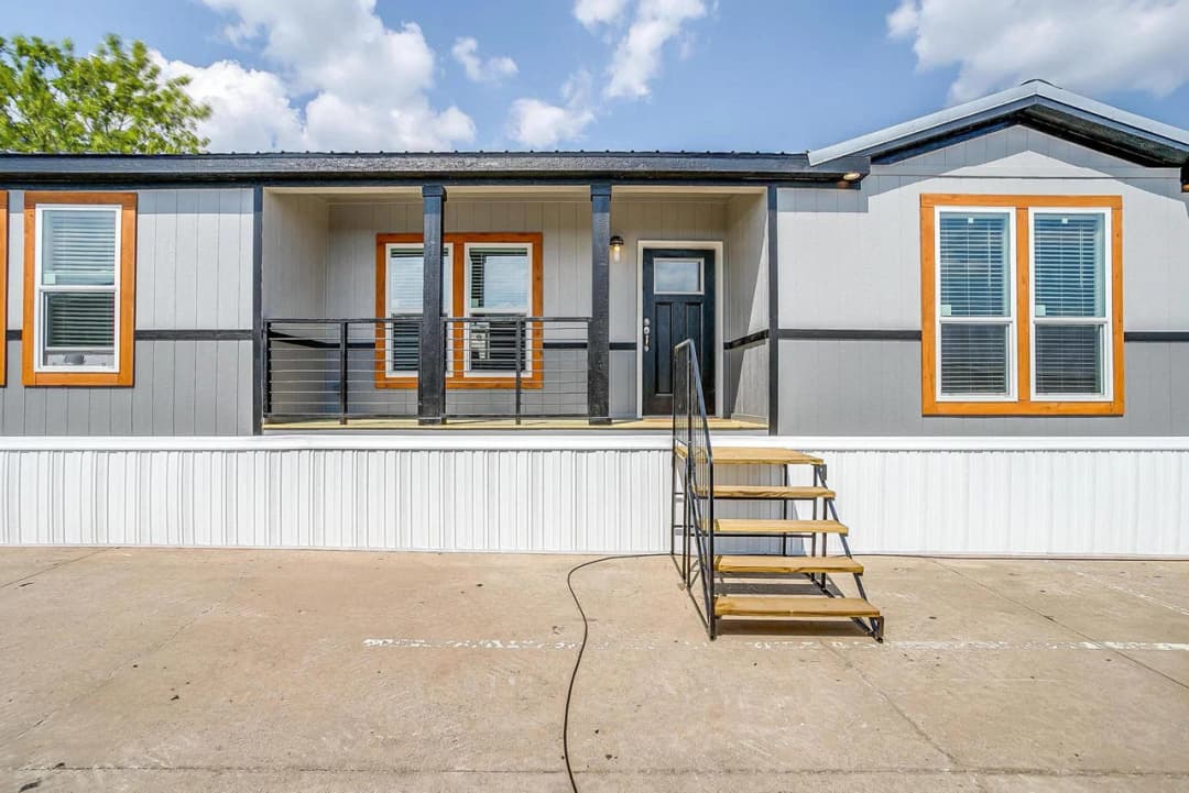 Innovation in2860h32079 exterior home features