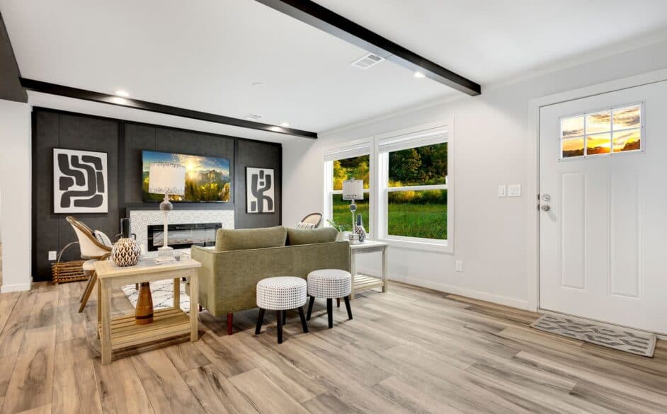 Hope r76e interior home features