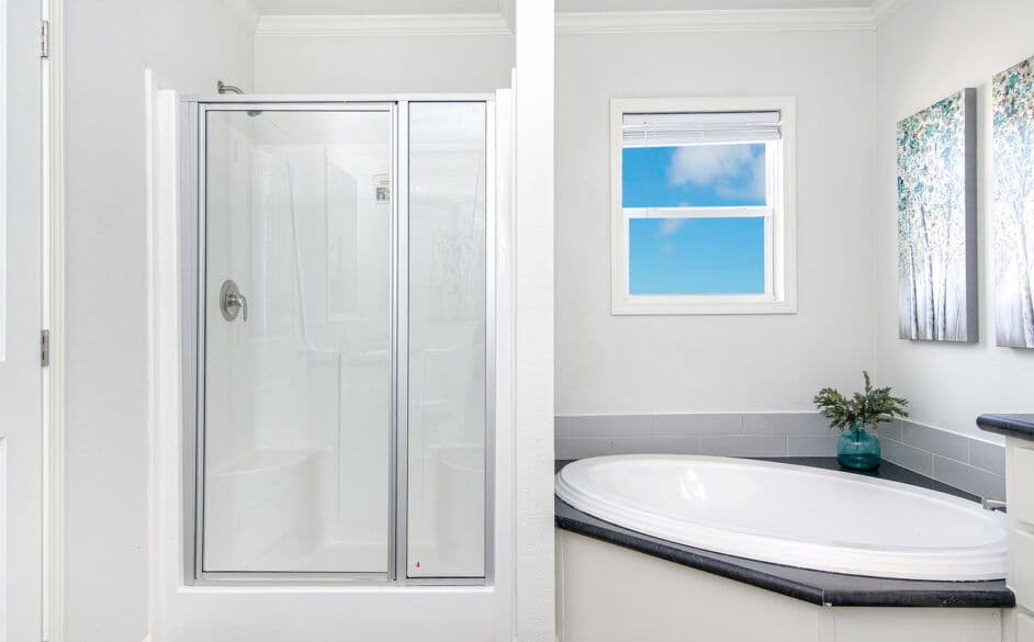 Corpus 5051 bathroom home features