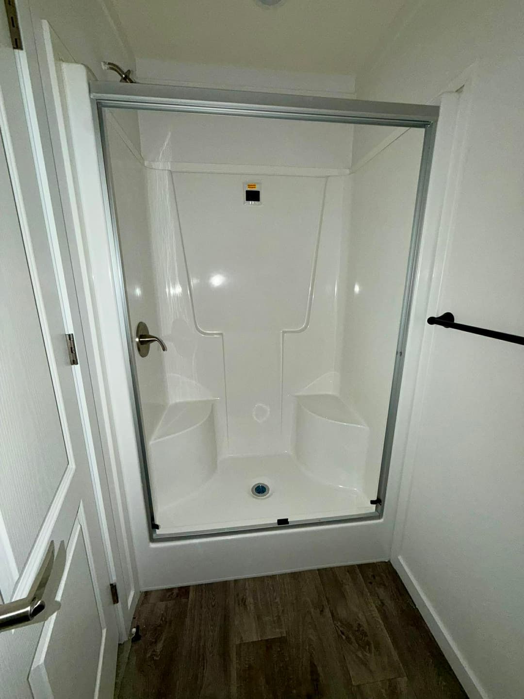 The declaration  bathroom home features