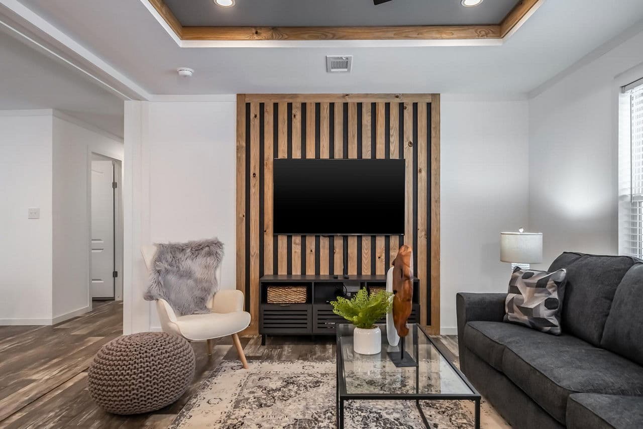 The pelican interior home features