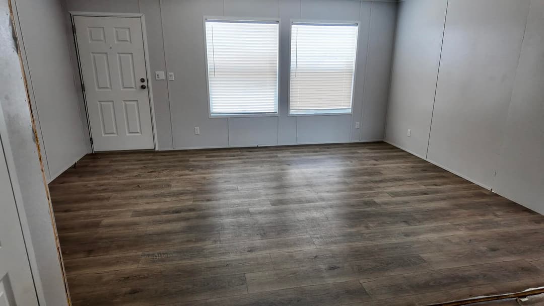 The shamrock (hot deal) interior home features