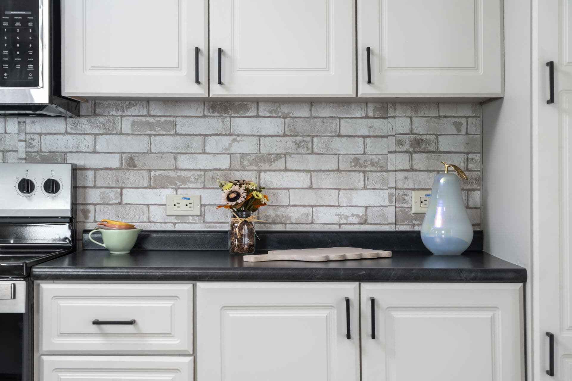 Heritage h-1660-21fka kitchen home features