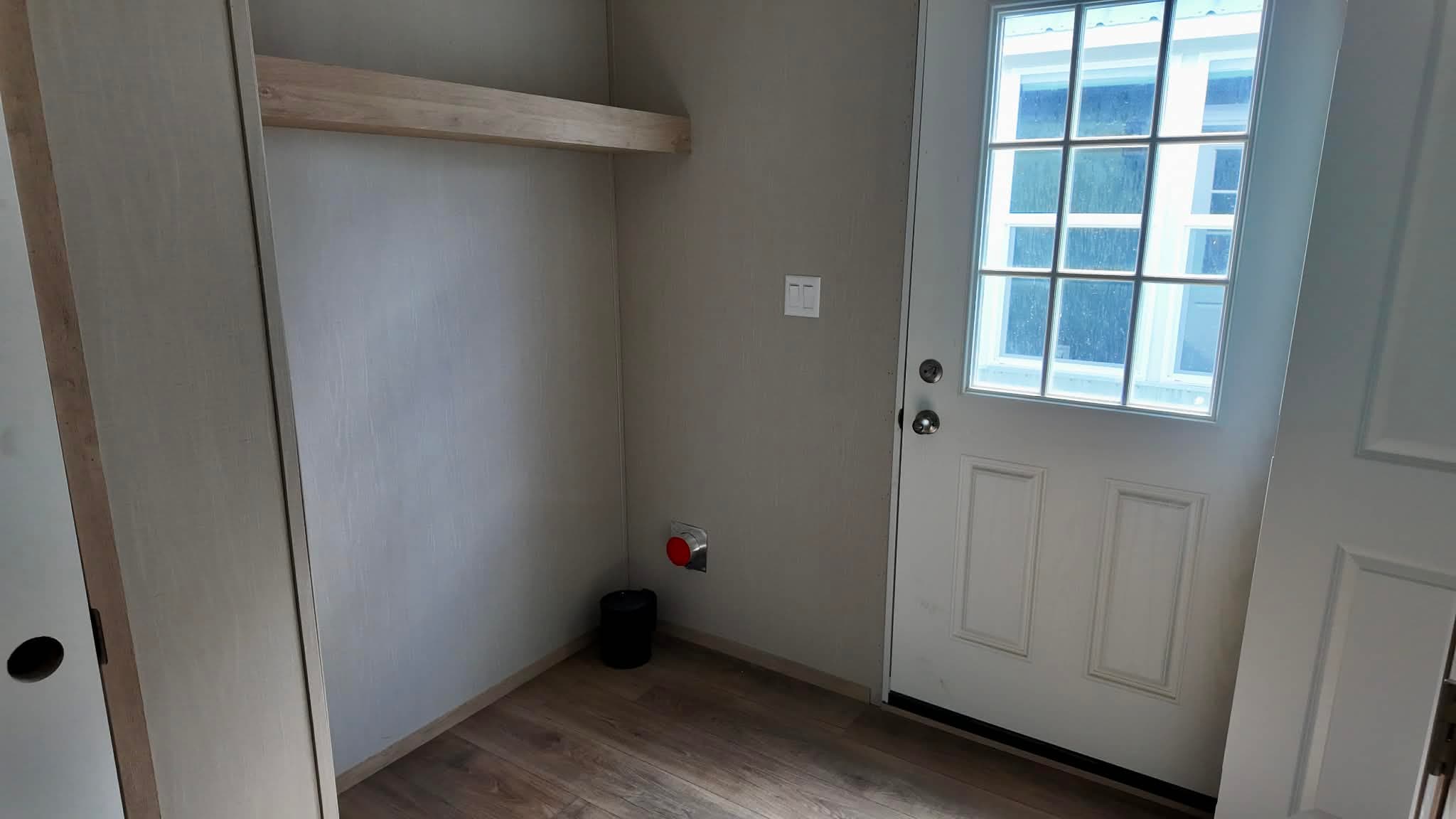 Crockett (hot deal)  home features