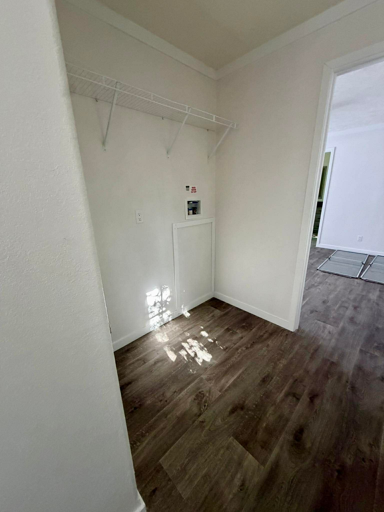 The declaration  kitchen home features