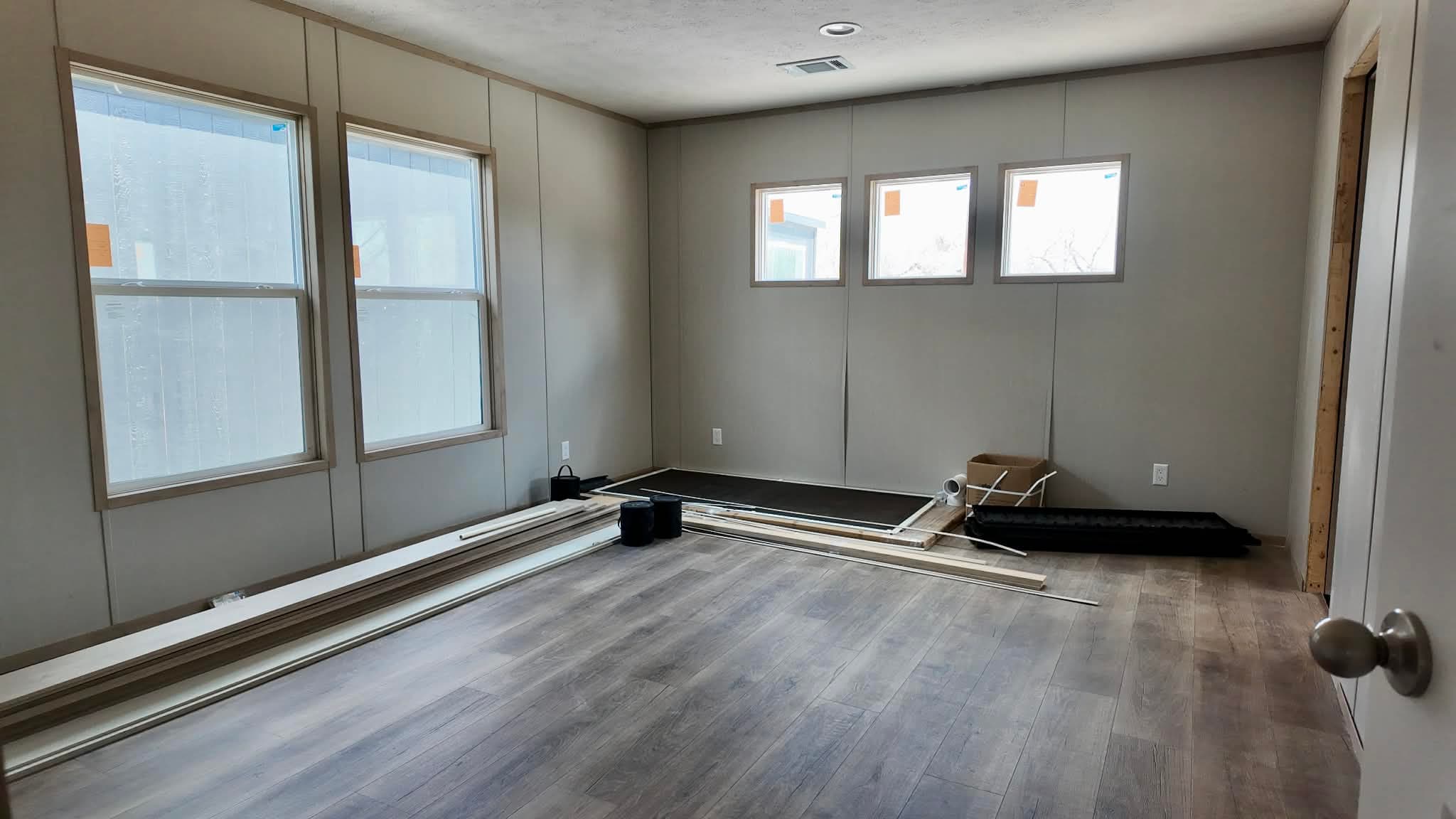 Crockett (hot deal)  home features