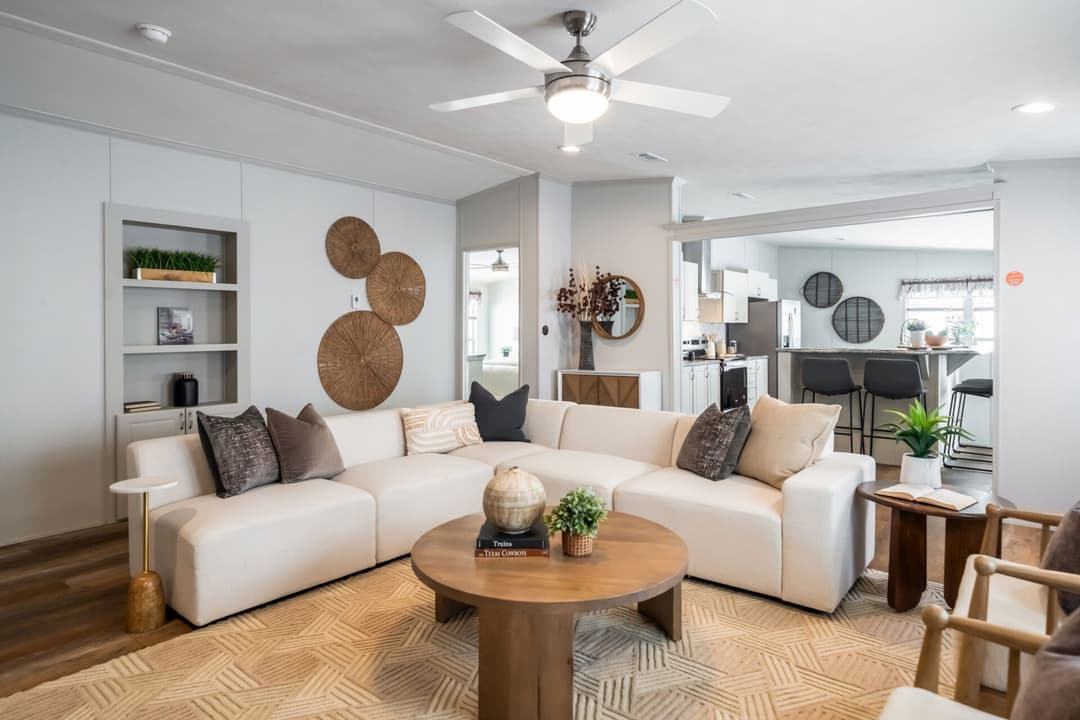 Heritage h-3256-32d interior home features