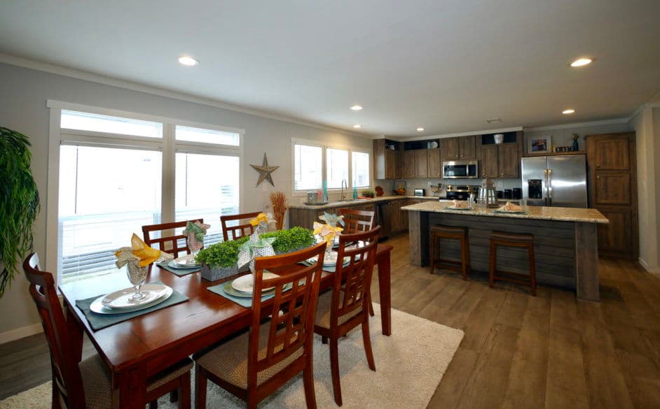 High plains 3387 interior home features