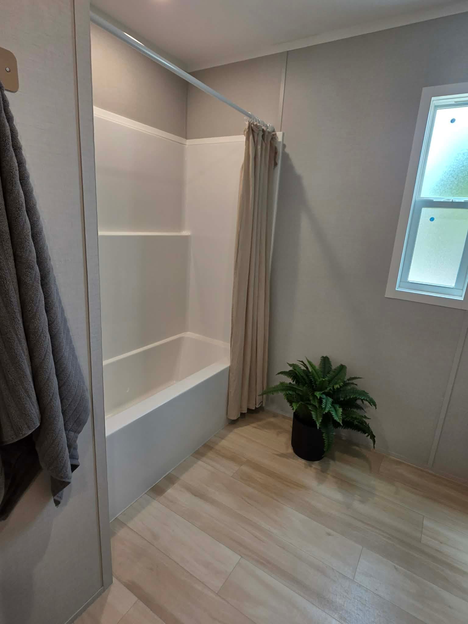 The fort worth  home features