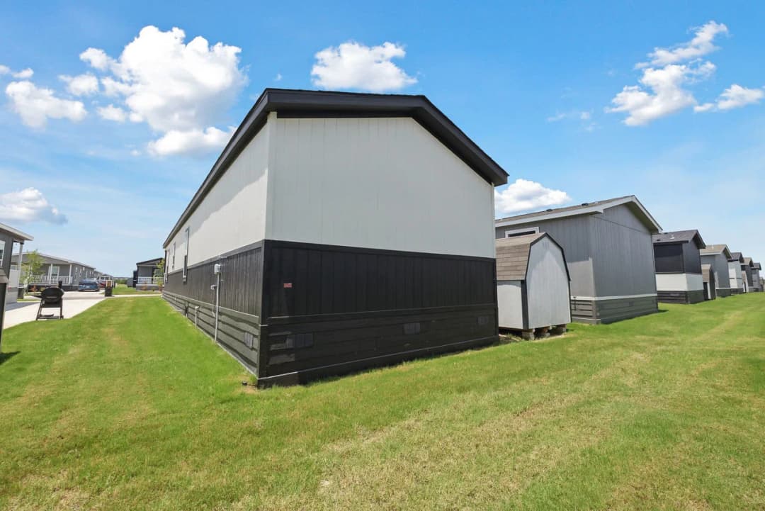 Innovation in1868h22177 exterior home features