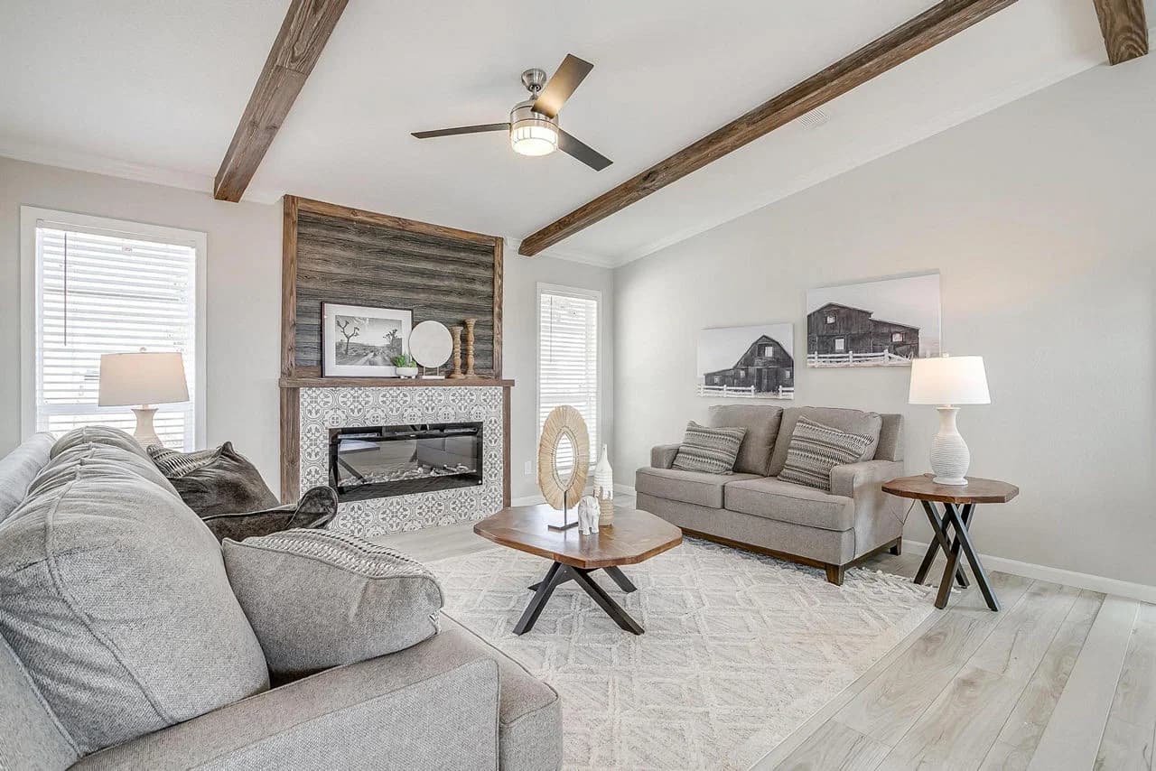 Innovation in2860h32079 interior home features