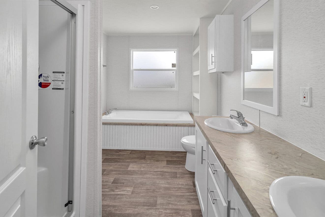 Valu maxx 28563m interior and bathroom home features