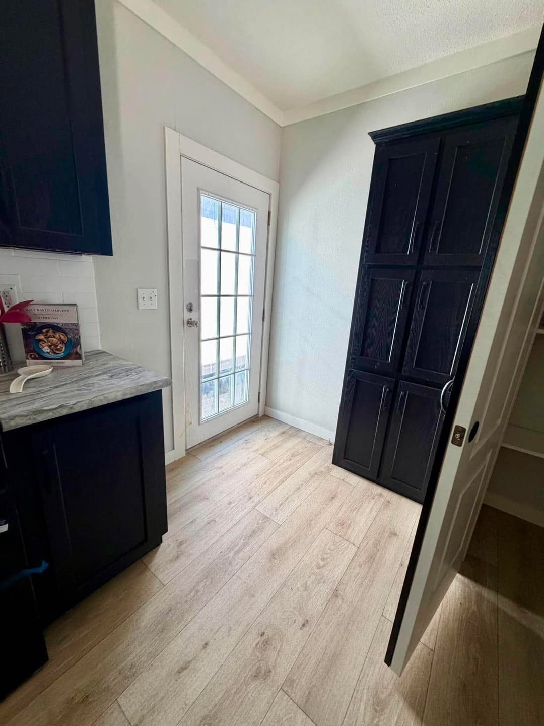 The ranchero  kitchen home features
