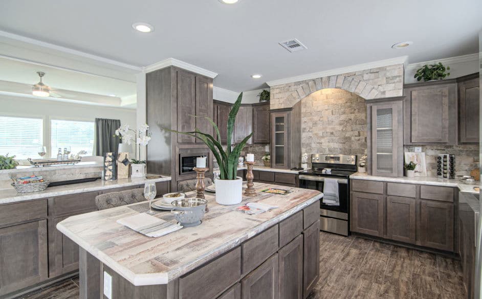 Beaumont 5079 kitchen home features