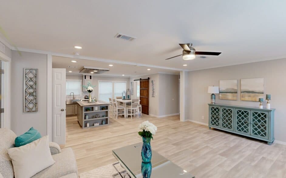 Vaquero t56p interior home features