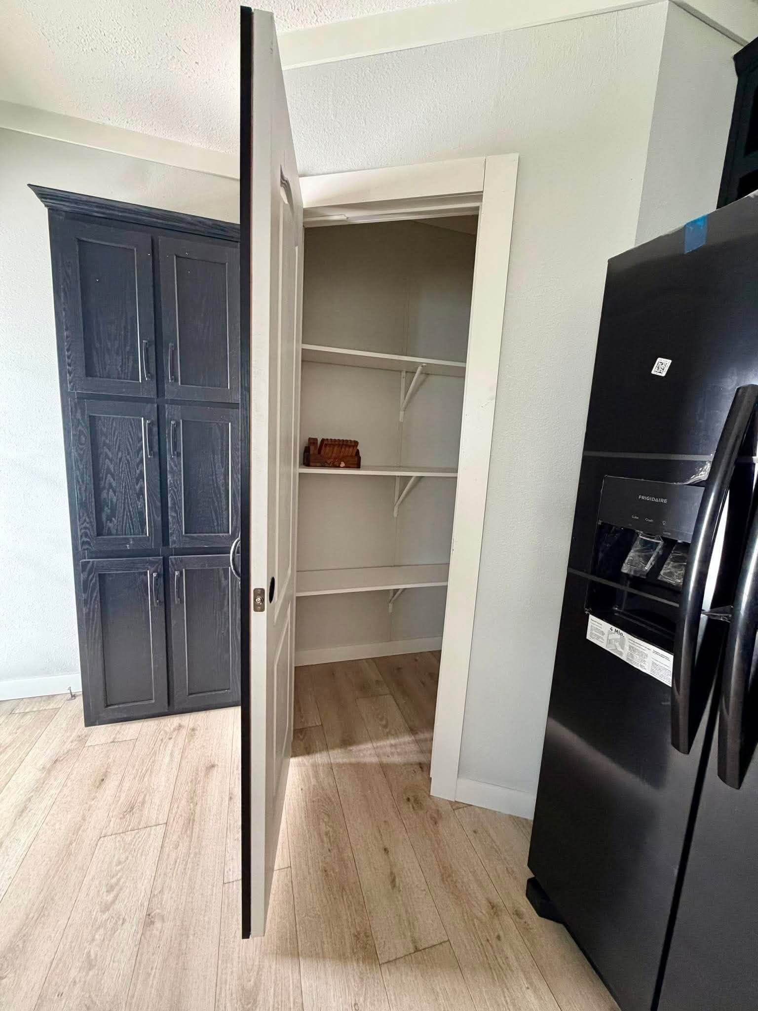 The ranchero  kitchen home features
