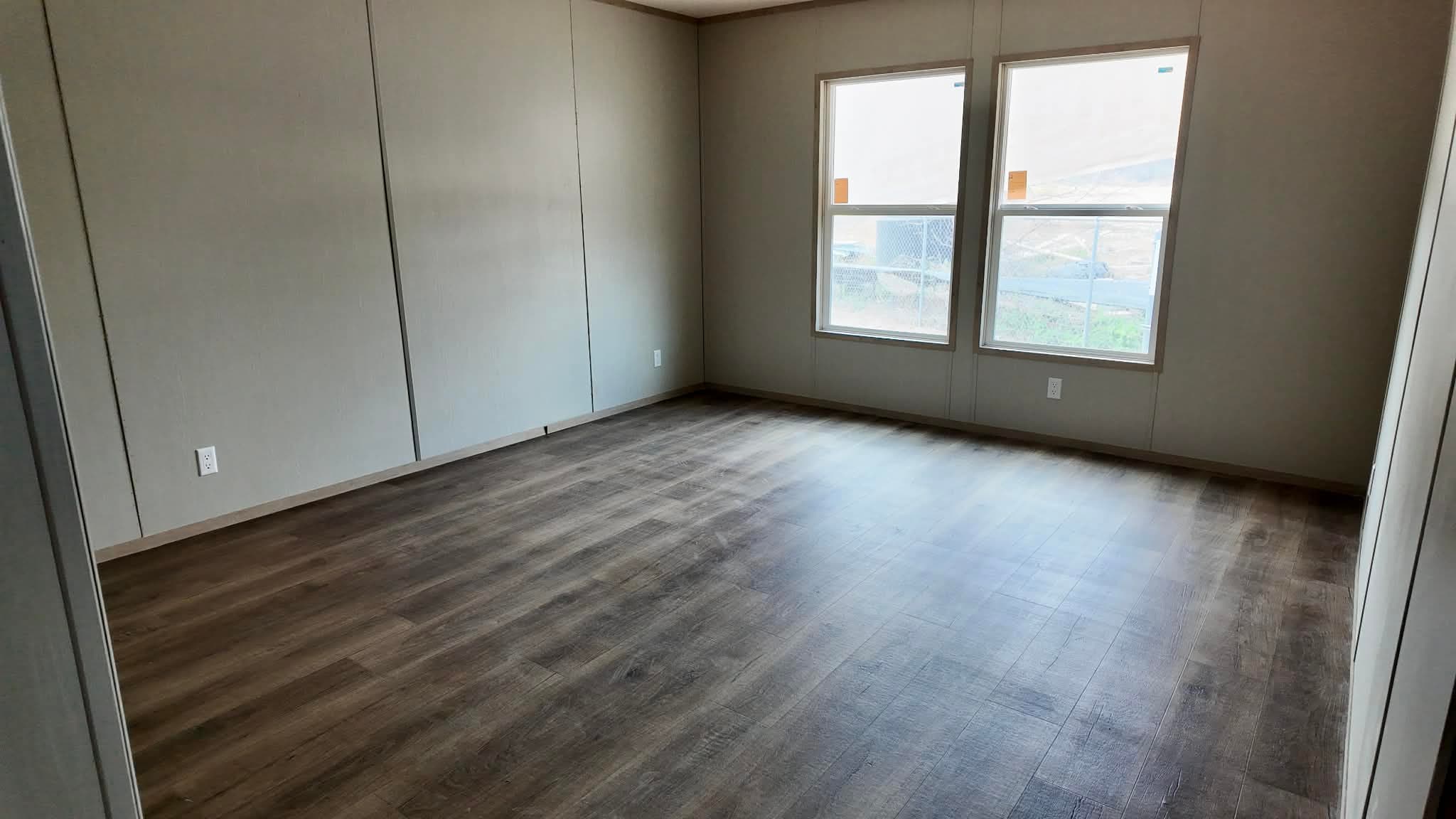 Crockett (hot deal)  home features