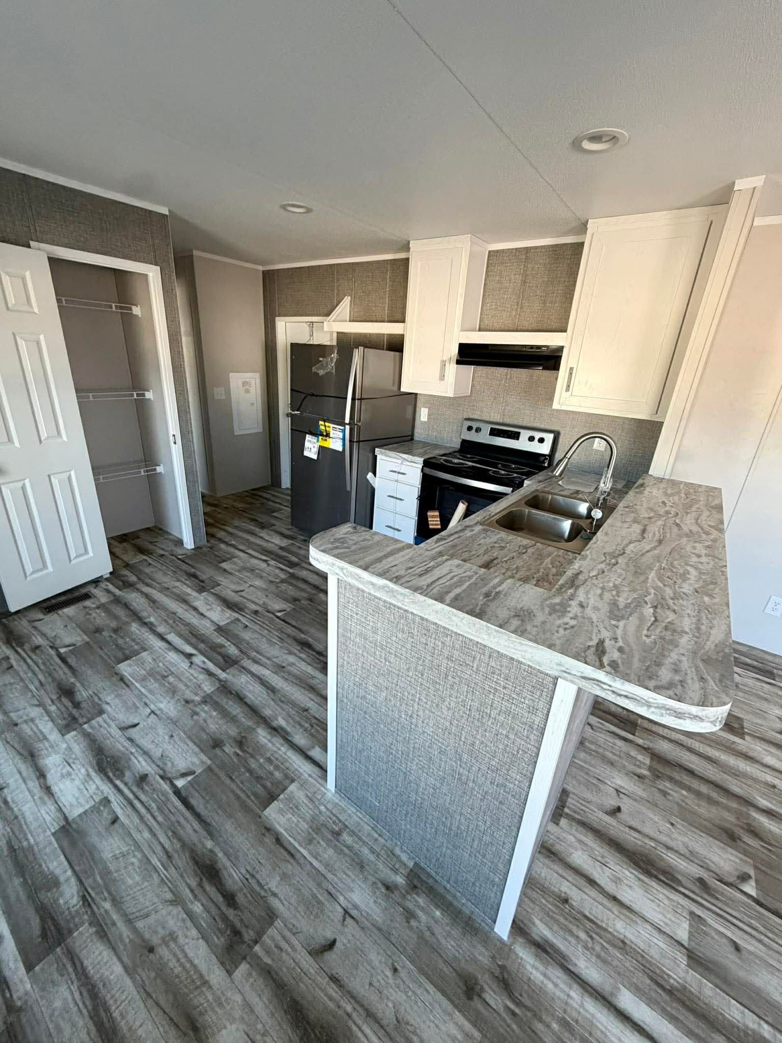 The rockwall kitchen home features