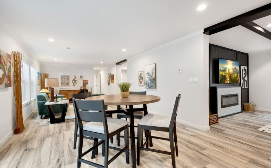 Hope r76e interior home features