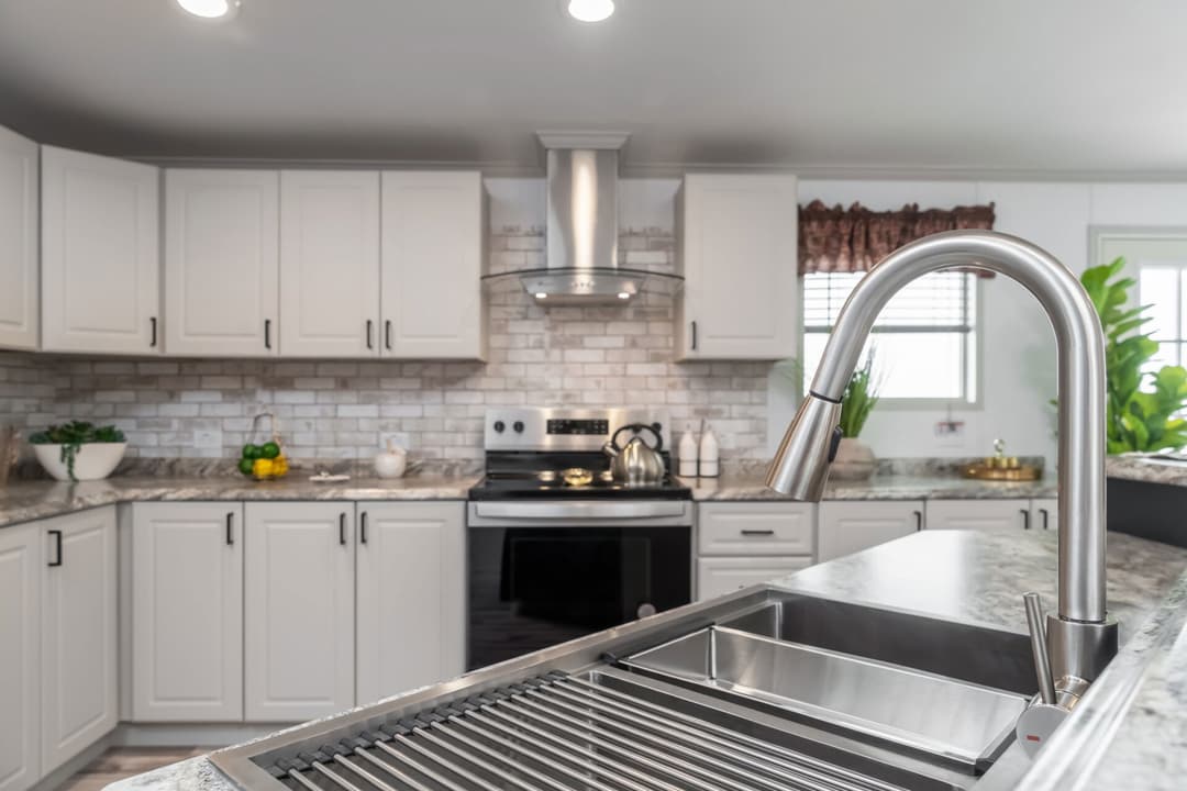 Doublewide h-32×56-42a kitchen home features