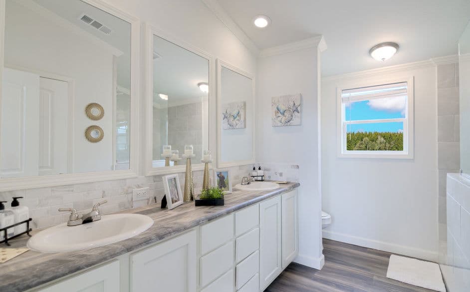 Swan l52ep8 bathroom home features