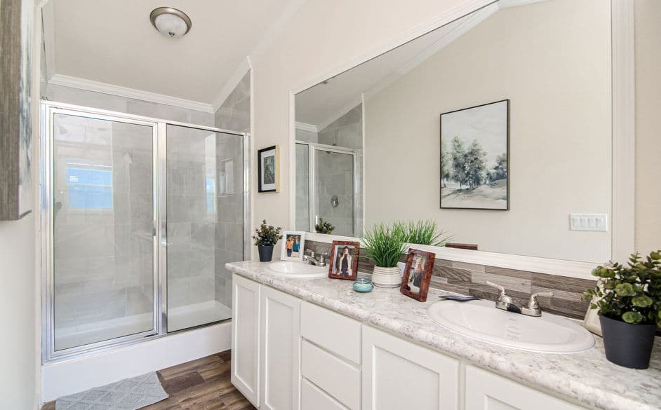 Eagle j60ep8 bathroom home features