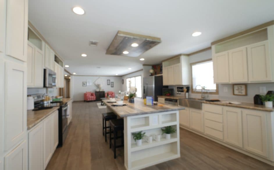 Wranglers retreat t70p kitchen home features